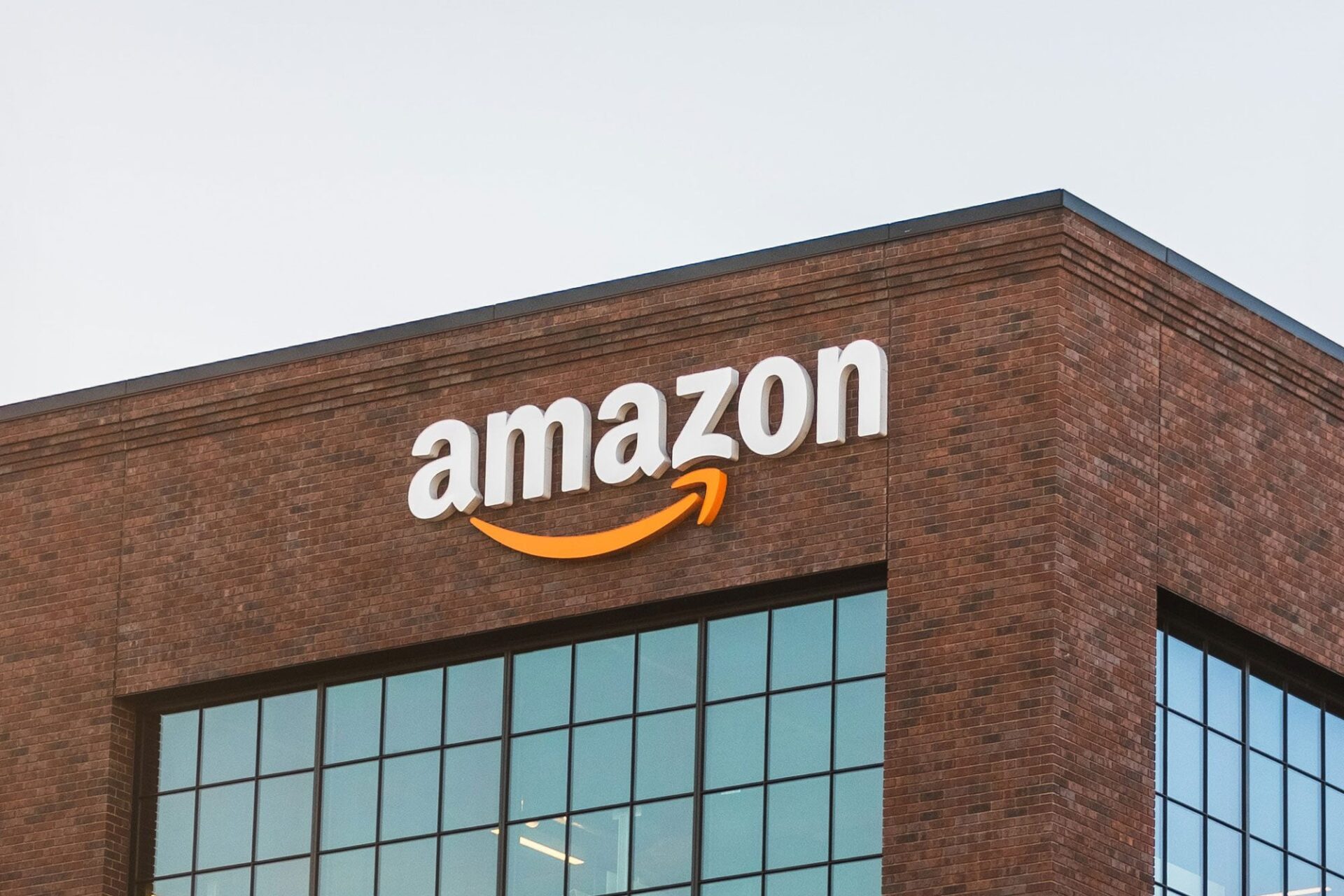 Amazon Internship 2026 – Stipend, Acceptance Rate & How to Apply